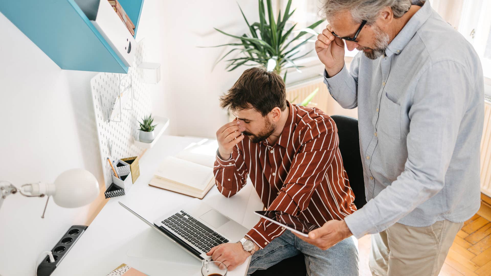 if you notice these habits youre working with a master manipulator they never admit when theyre wrong