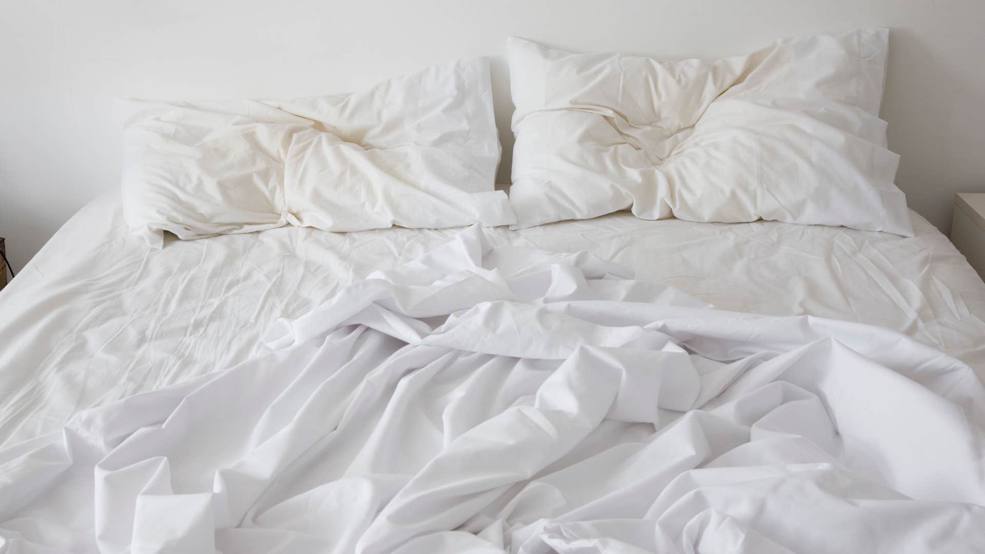 if you notice these things in your adult childs house theyre struggling more than they admit unmade beds
