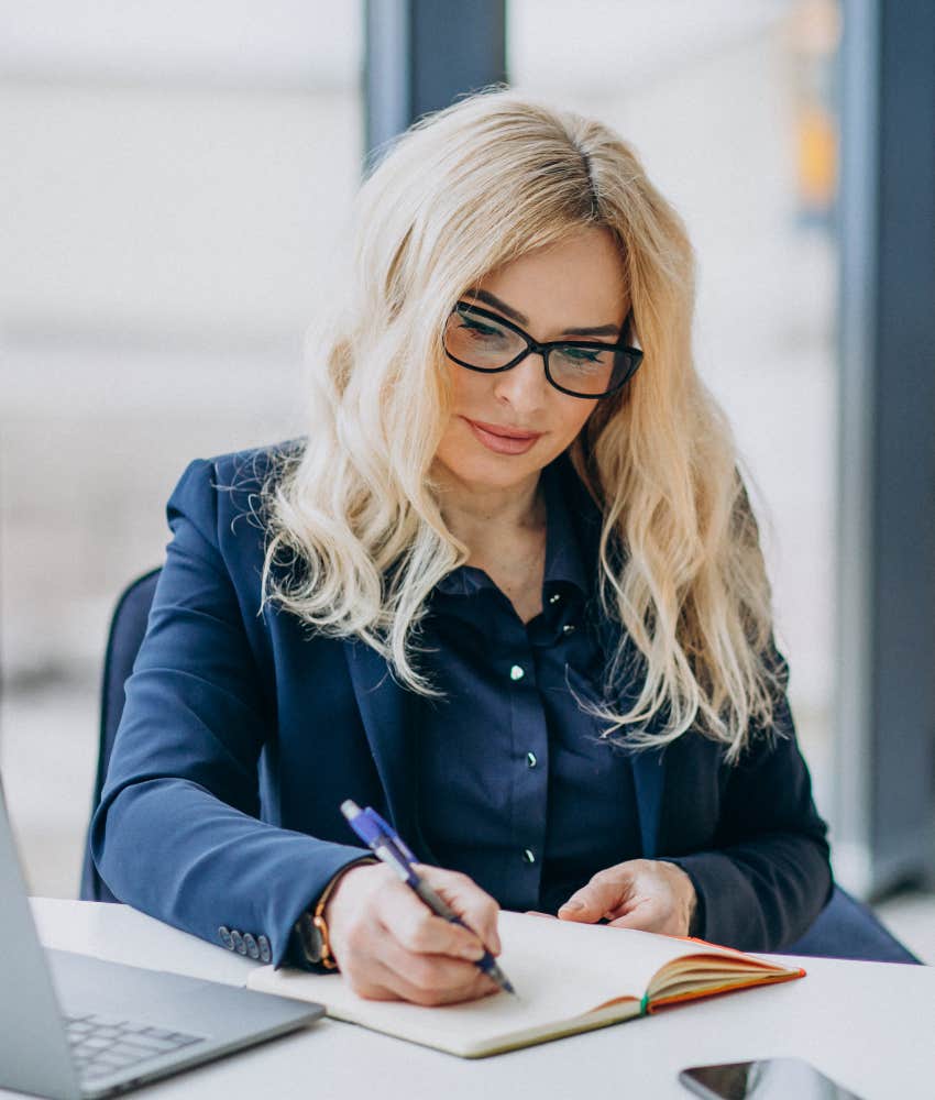 Study Reveals Careers That Will Make You Age The Fastest journalist writing an article