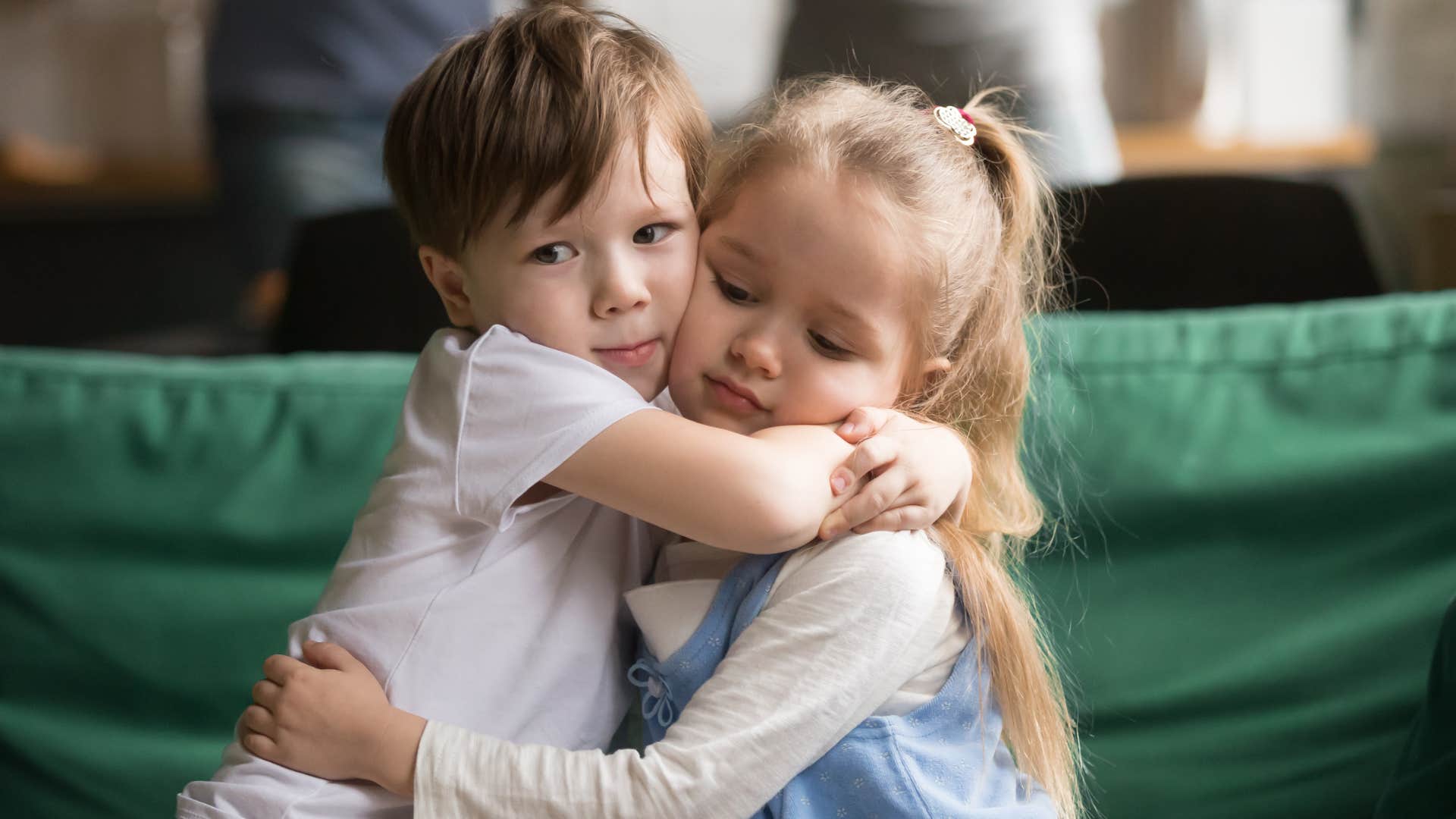 lessons the most successful kids learn from their parents forgiveness siblings hugging forgiving each other