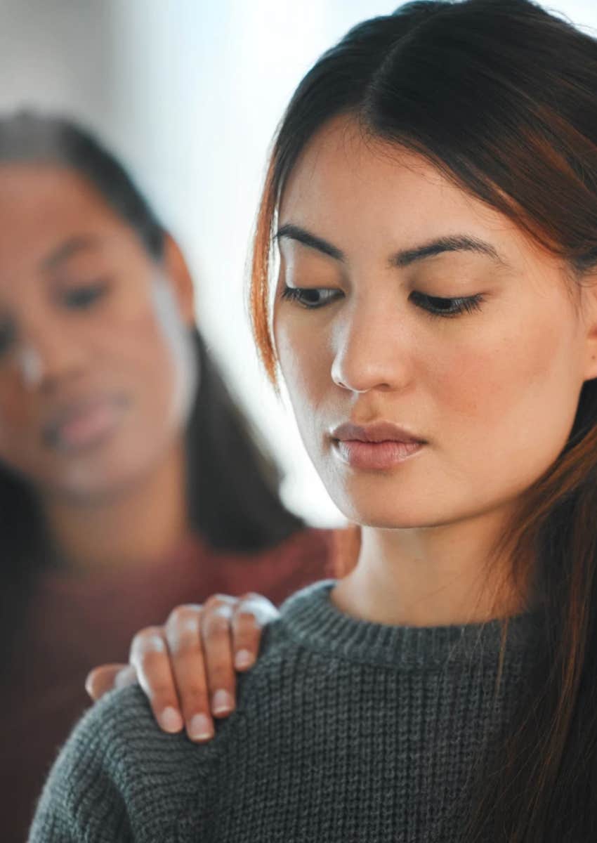 A woman asks questions and listens when her friend is depressed