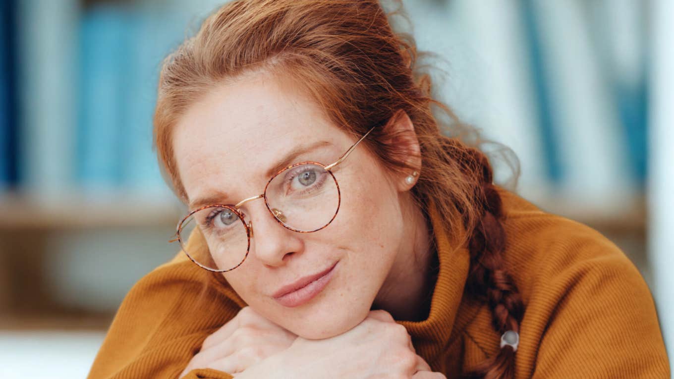 Introvert stays social.