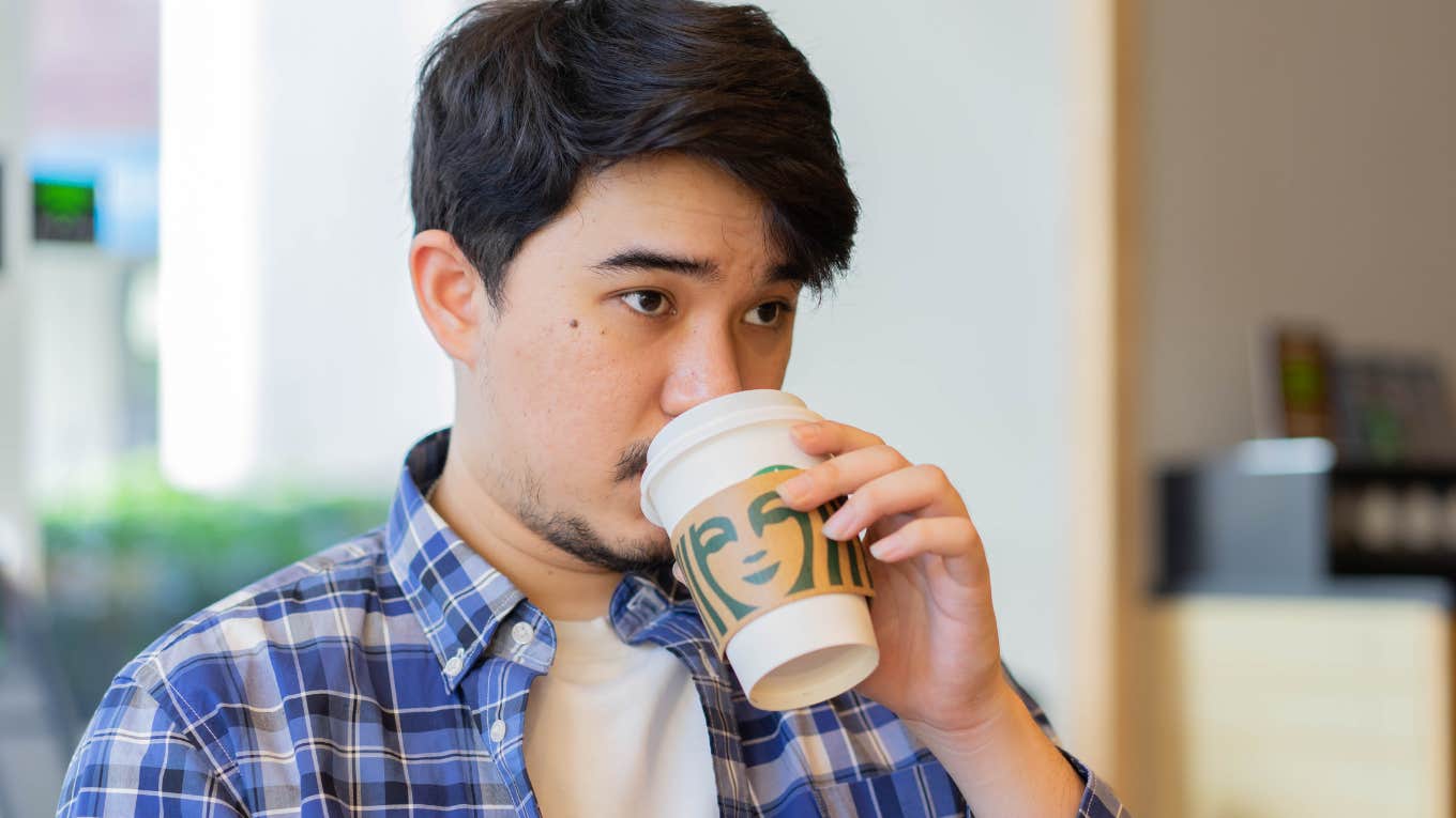 Man Asks Why He's Expected To Tip At Starbucks When He Doesn't Tip At McDonald's