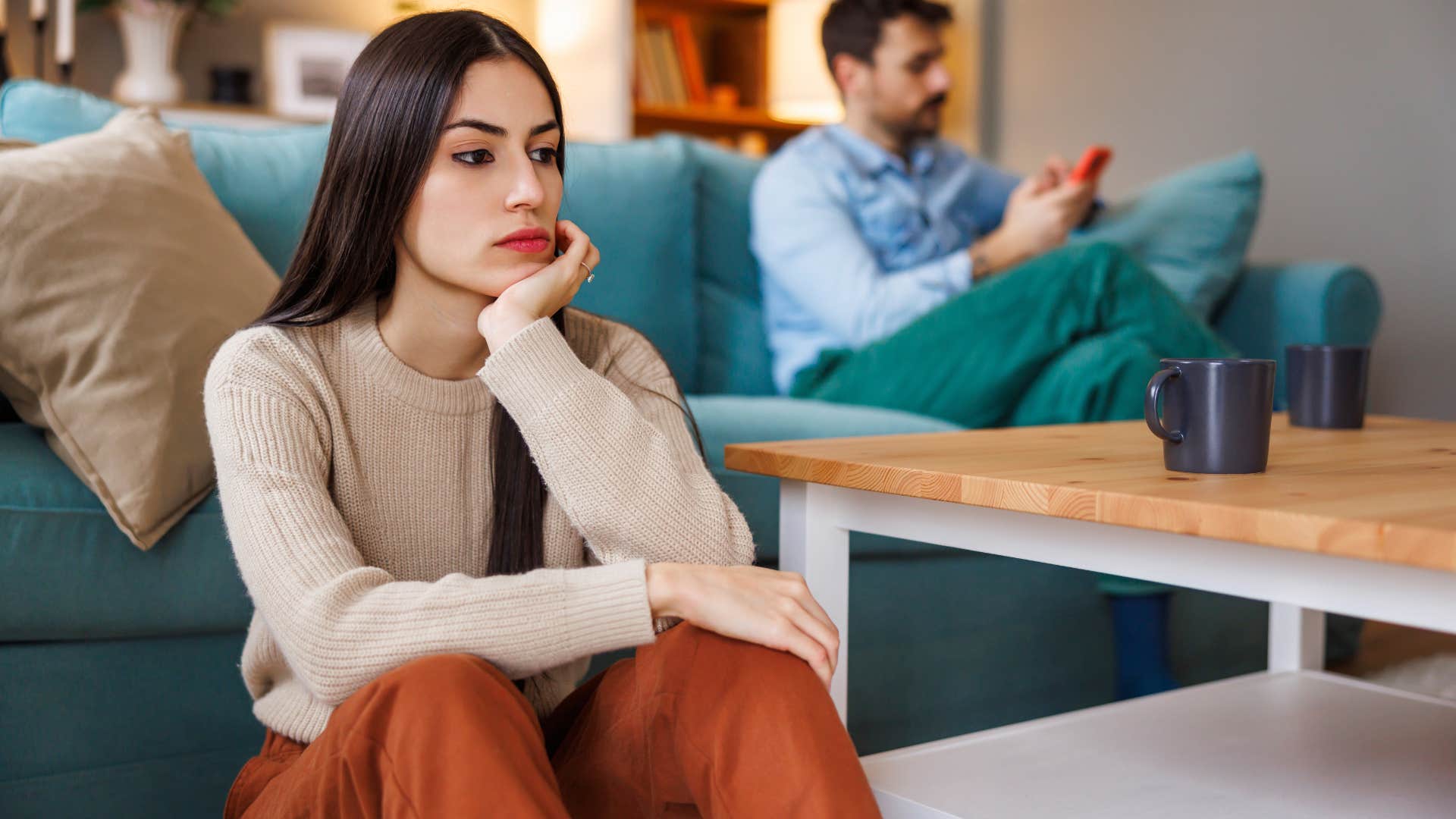 men who are afraid of falling in love often do these self-sabotaging things bring up their ex constantly woman upset with her partner