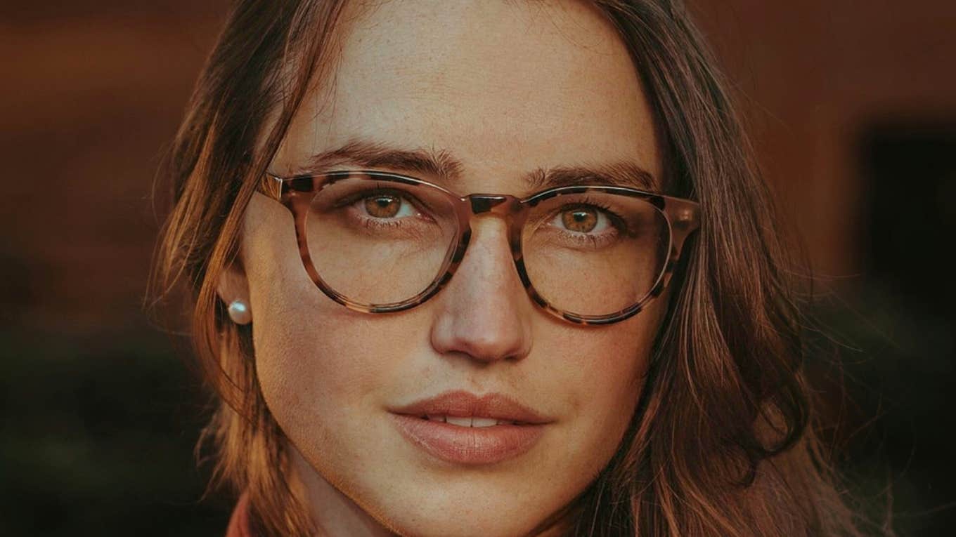 If Your Mind Keeps Doing This, Research Says It Might Be A Sign Of Total Brilliance Woman is brilliant.