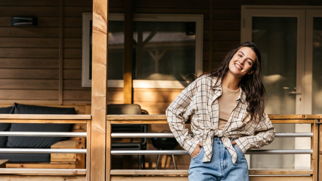 More People Are Moving Back To Their Hometowns Than Leaving Them woman living in hometown