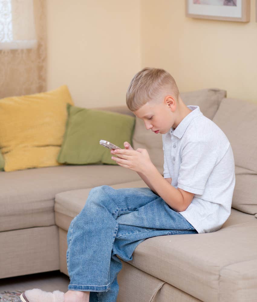 teen boy not seeking digital masculinity content but getting it anyway