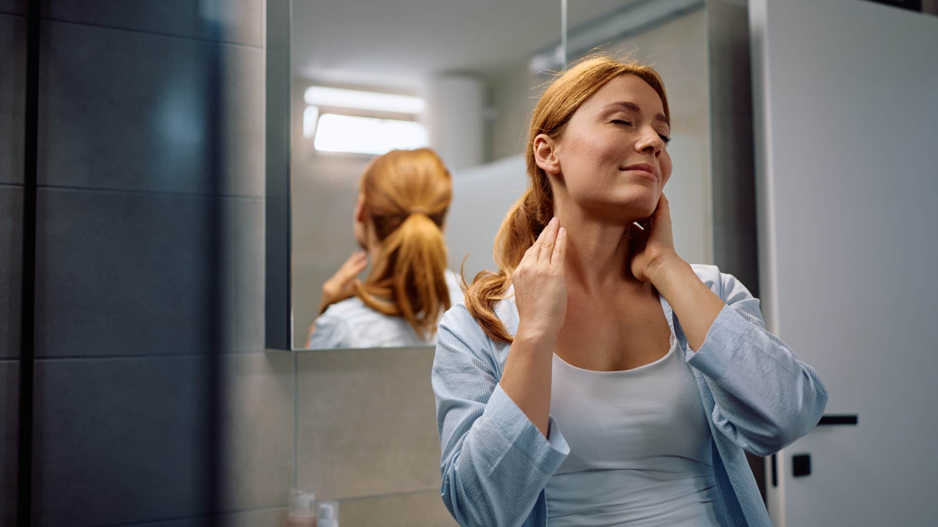 most dangerous type of narcissist ways to shut down their power play take care of yourself woman who shuts down power play from narcissist by taking care of herself