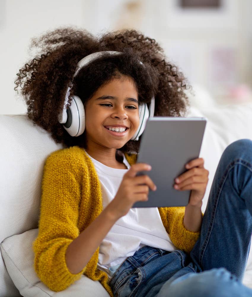 Innocent Old-Fashioned Joke Good Parents Refuse Make Child gets social messages from mobile device, influenced by old fashioned jokes about romance