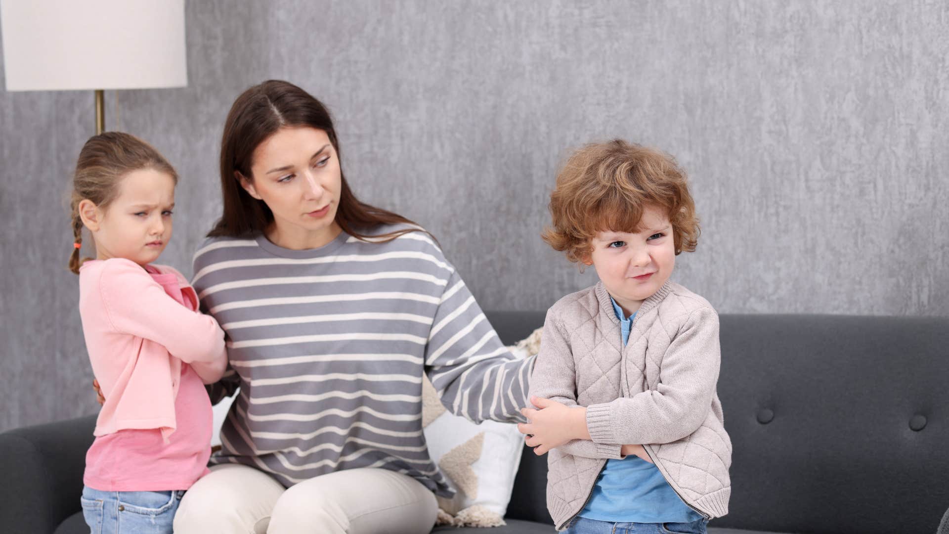 parent who raises kids who rarely fight as she allows them to work it out