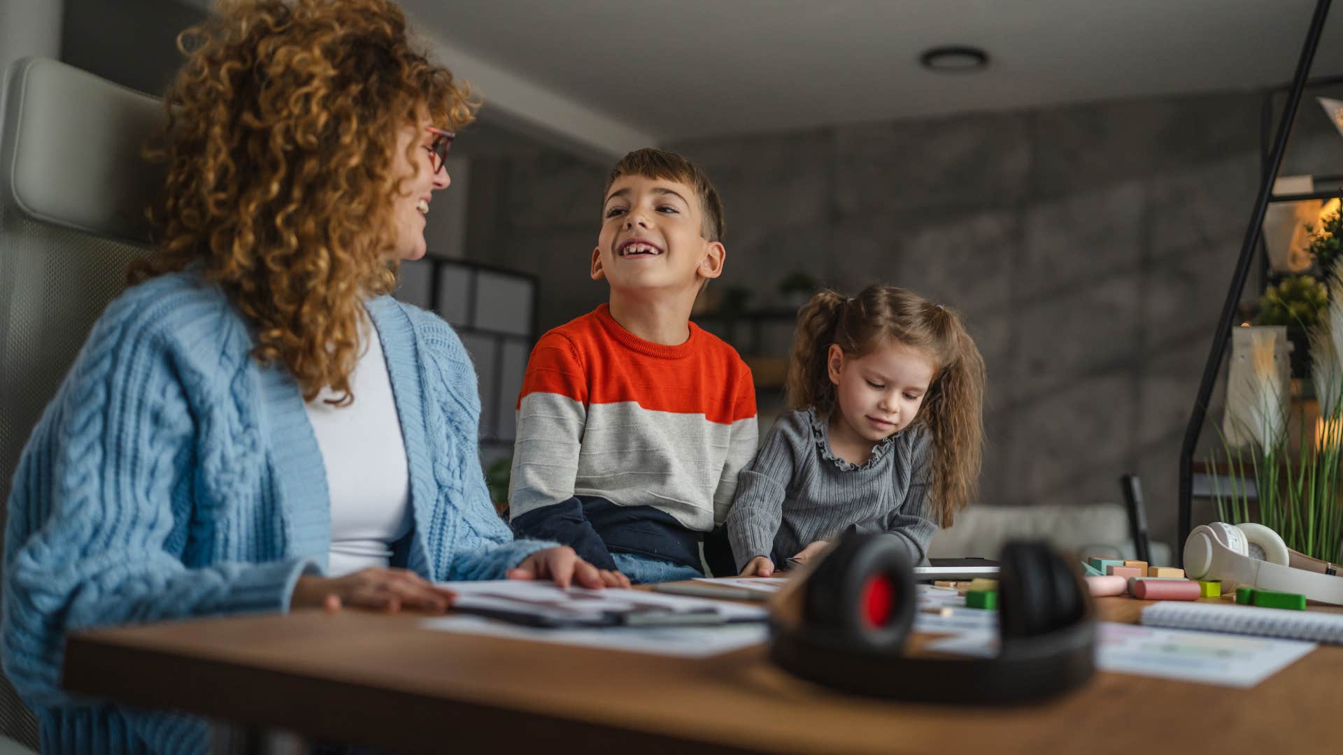 parent who raises kids who rarely fight as she teaches them to use i statements