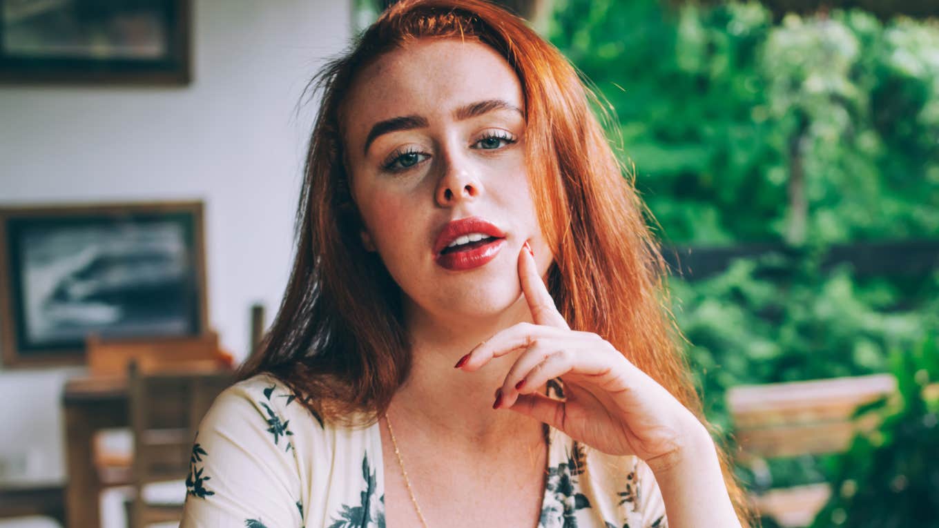Woman making a man fall in love and not looking desperate 