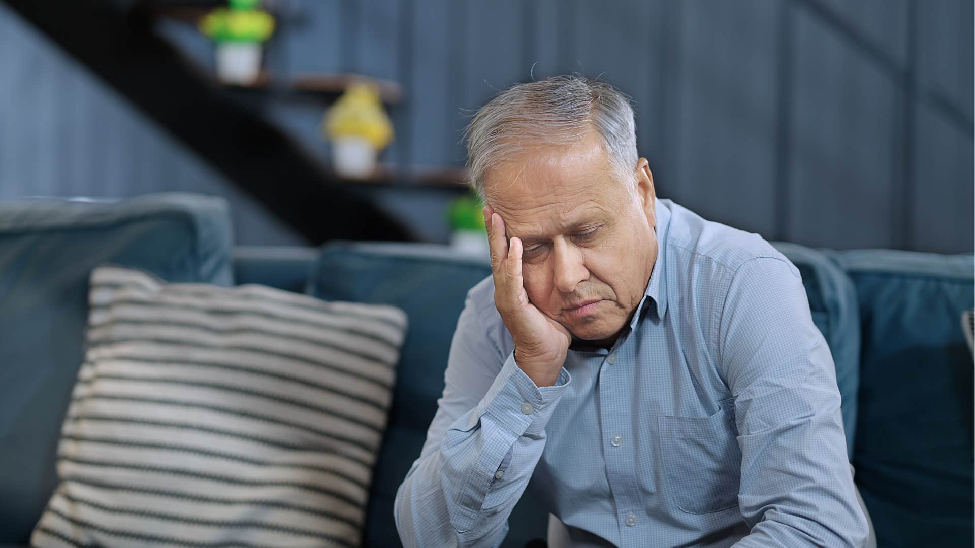 people who are deeply lonely but won't admit it often say these things casually I'm just going to go home people who are deeply lonely but won't admit it often say these things casually I'm just going to go home