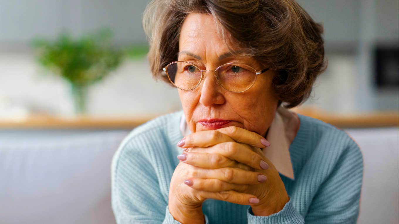 People Who Feel Hopeless & Lost As They Get Older Usually Have These Reasons People Who Feel Hopeless & Lost As They Get Older Usually Have These Reasons