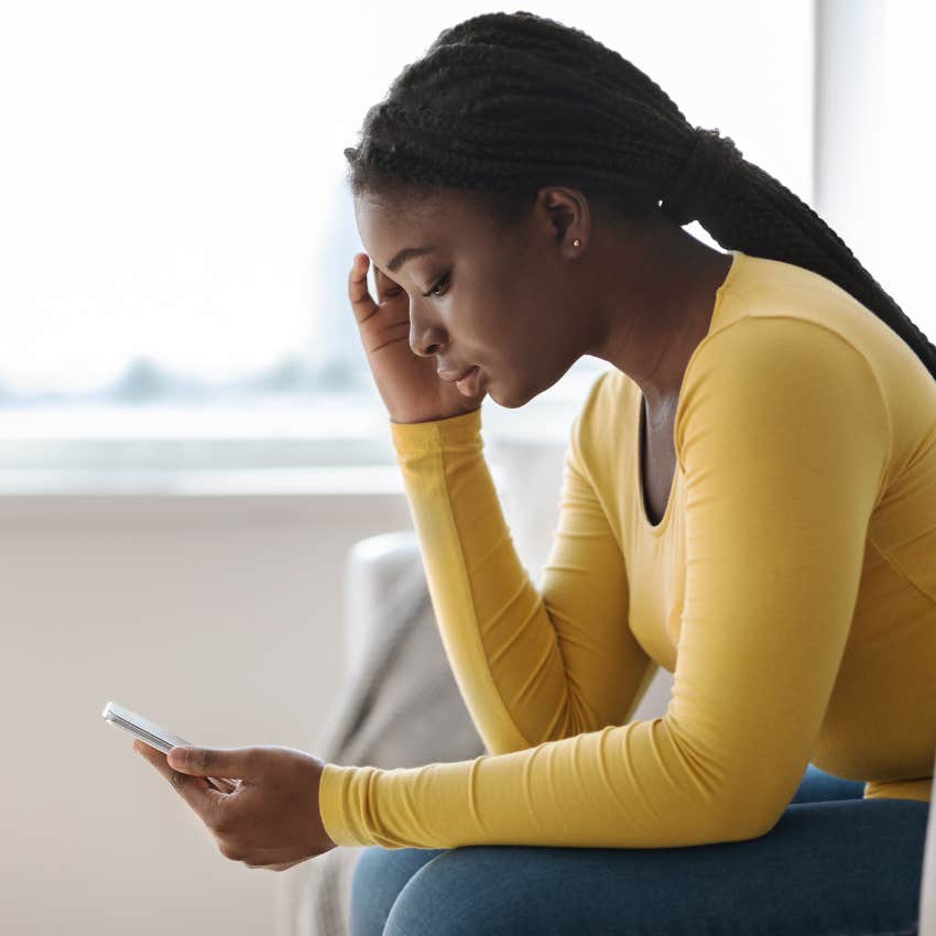 woman who is getting ghosted as he sporadically checks out
