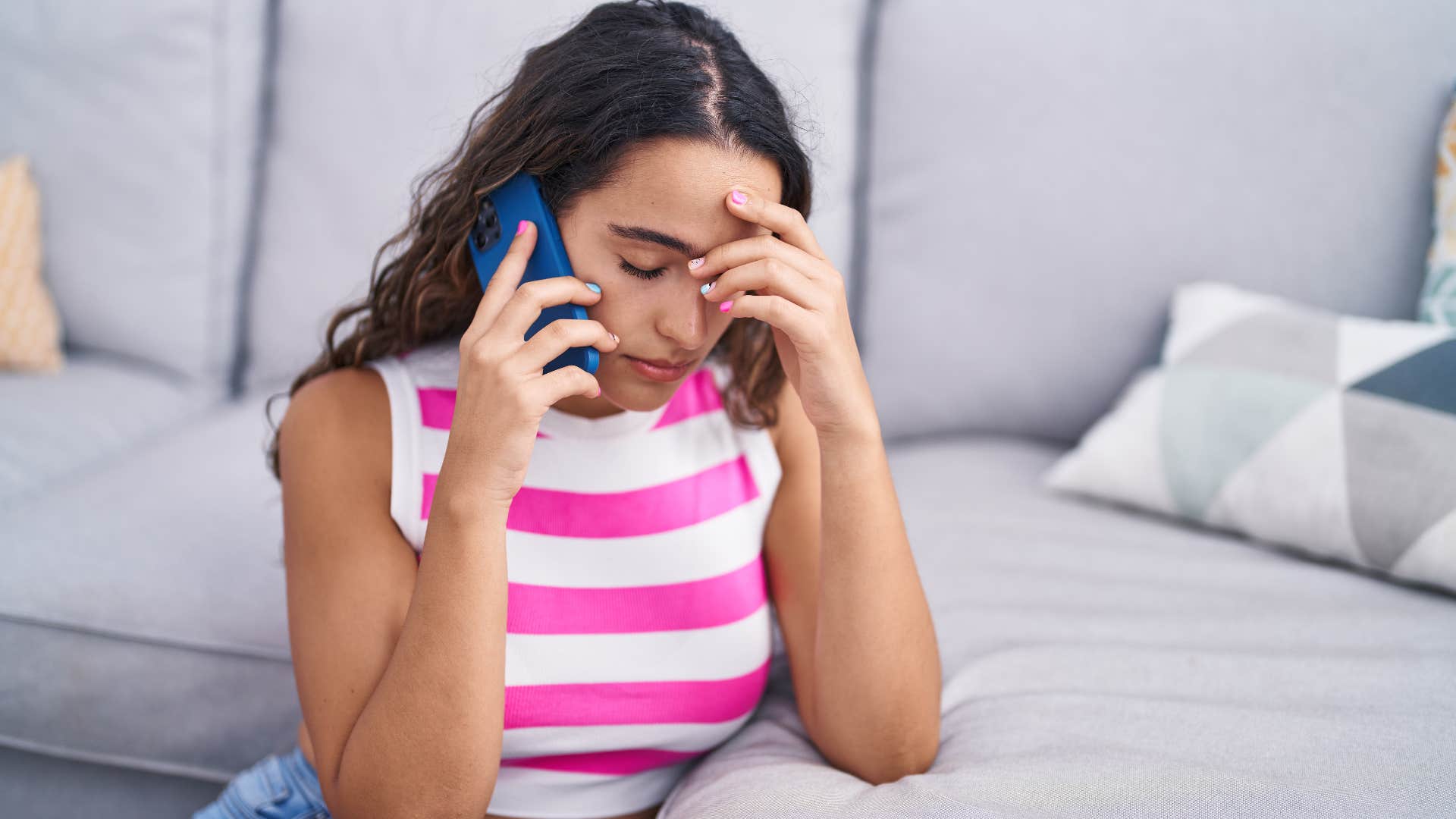 people who hate talking on the phone usually have these specific reasons small talk is draining 
