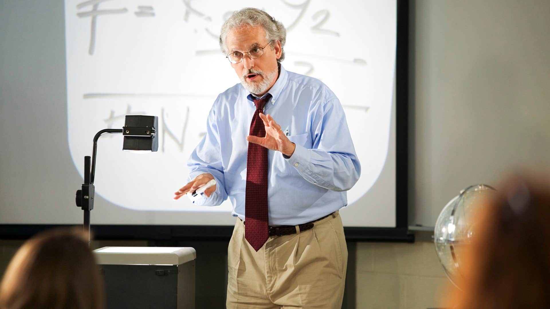 people who lived in the 1990s had to do these 11 ridiculous things no one has to do print presentations on transparency paper