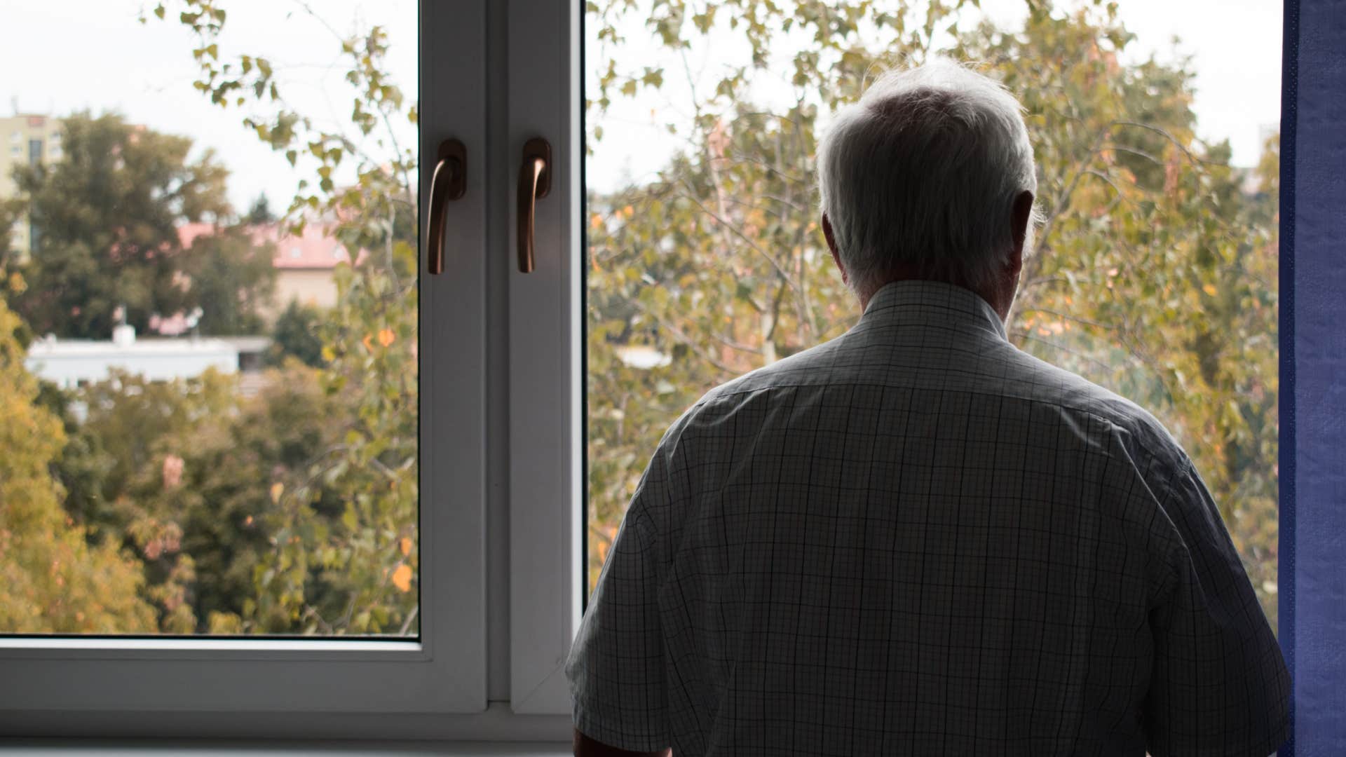 people who need white noise to fall asleep as they get older usually have these reasons lack of social engagement