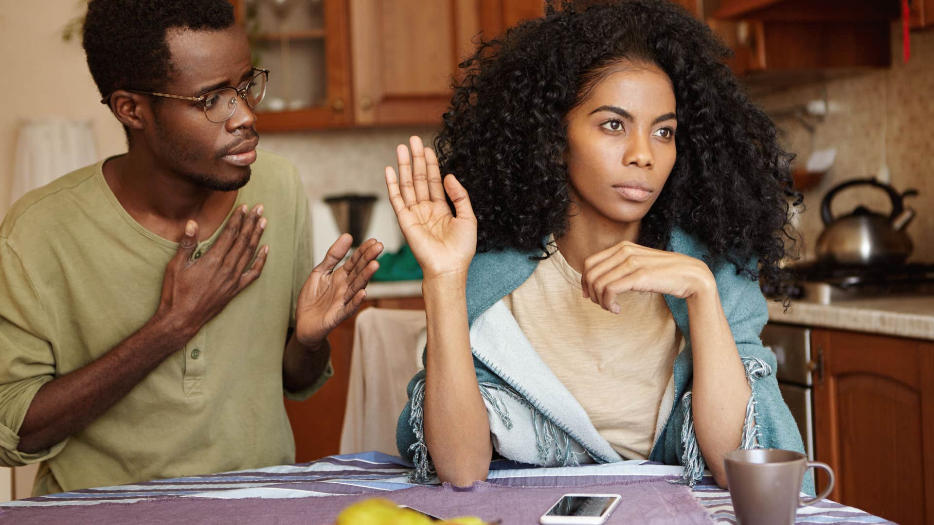 woman refusing to apologize