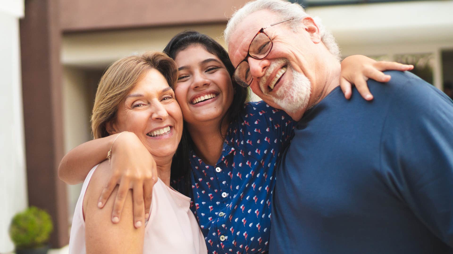 people who stay extra close to their grandparents as adults usually have these sweet traits they are resilient  people who stay extra close to their grandparents as adults usually have these sweet traits they are resilient