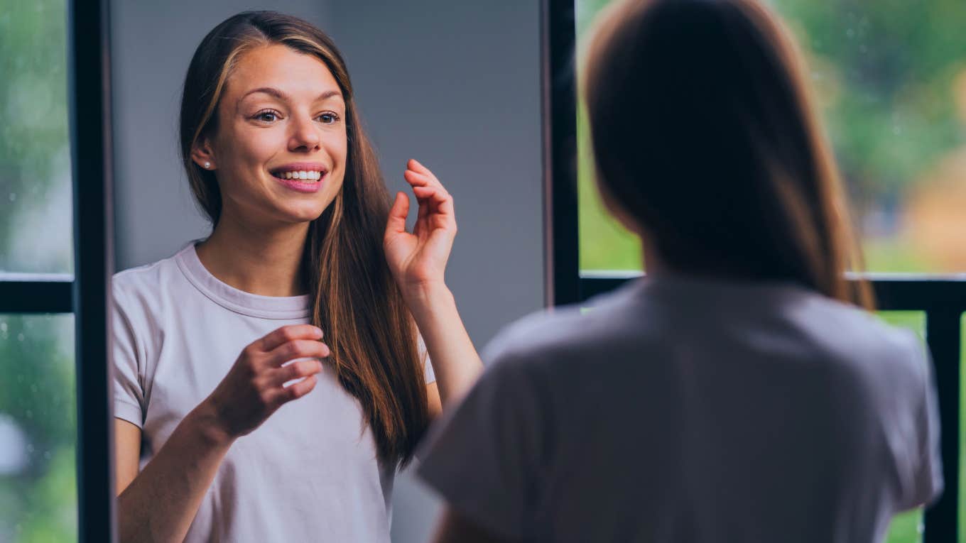 People Who Talk To Themselves Instead Of Just Thinking Silently Usually Have These Reasons People Who Talk To Themselves Instead Of Just Thinking Silently Usually Have These Reasons