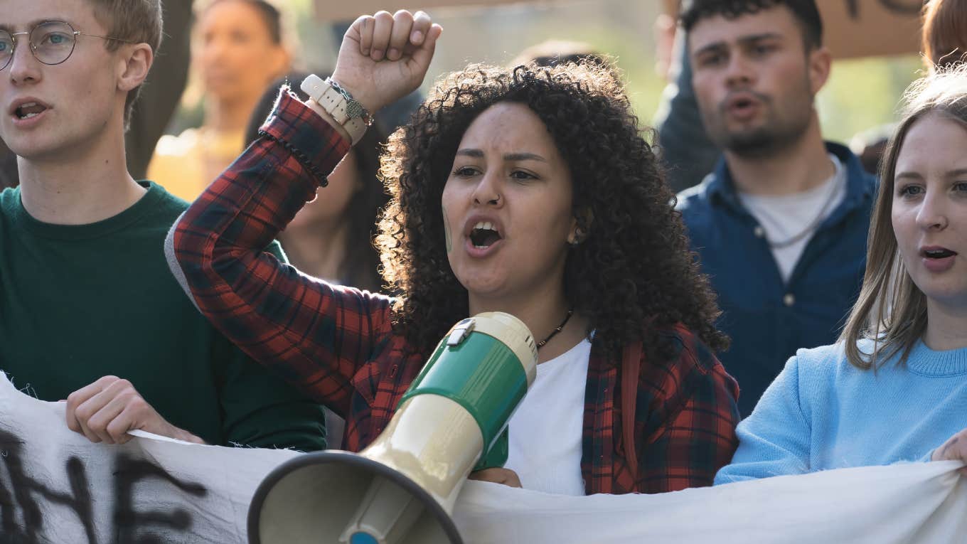 Psychiatrists Explain How Protests Affect Your Brain Psychiatrists Explain How Protests Affect Your Brain