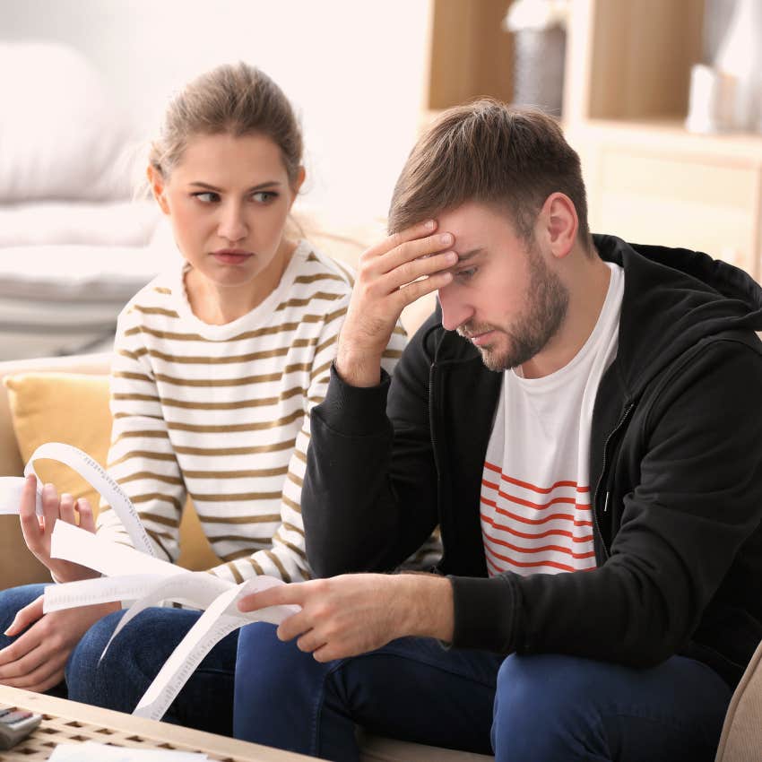 couple fighting over loaned money that hasn't been paid back