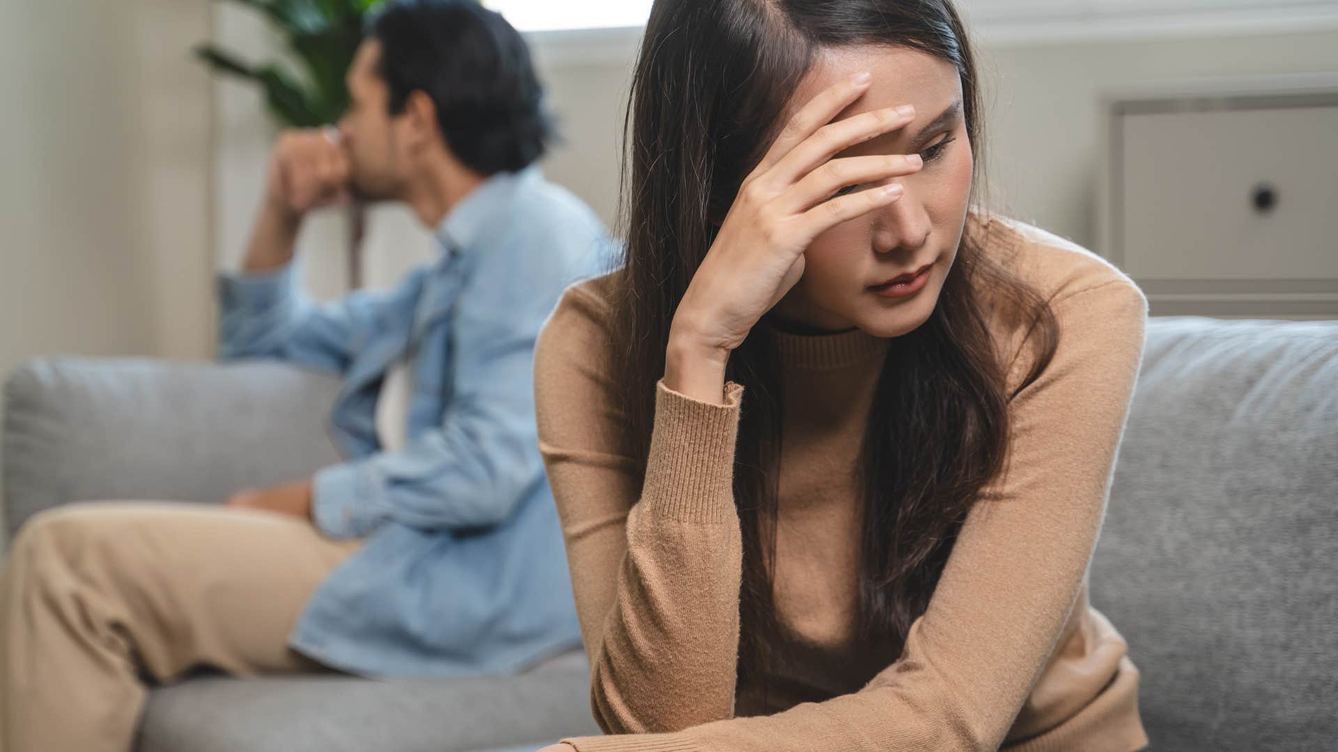 signs you're the martyr in your relationship someone offers suggestion reject it woman who is the martyr in her relationship as someone offers suggestion and she rejects it