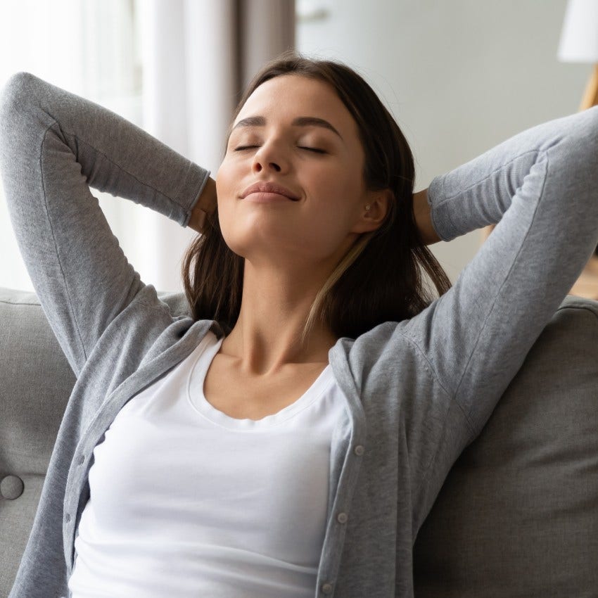 woman who manifests her wildest dreams by using her imagination