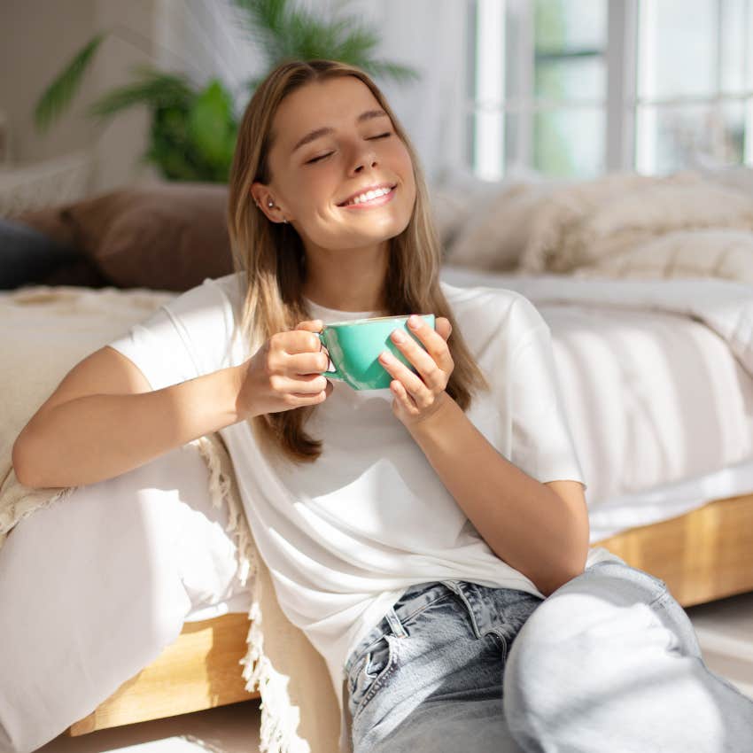 woman who naturally keeps her power by being careful where she pins her expectations