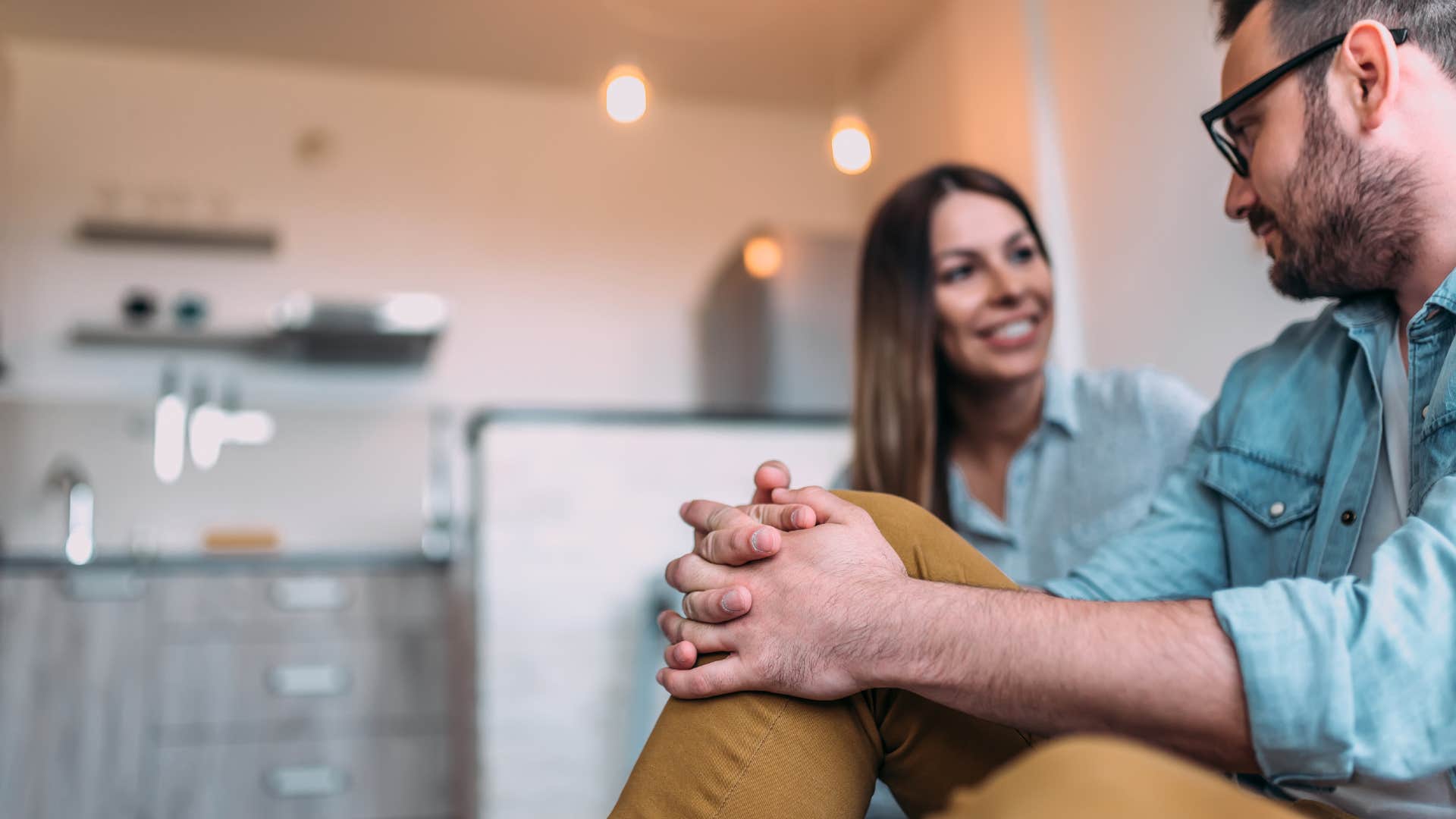 small signs a husband secretly regrets saying i do he feels contempt