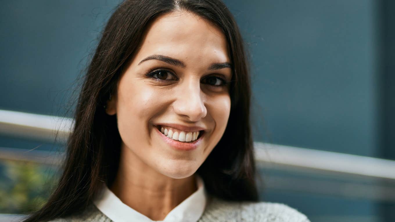 narcissistic woman who is delusional about herself