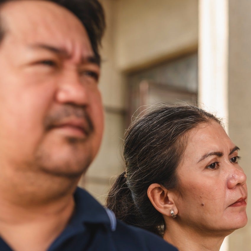 couple in serious trouble with the behavior od contempt