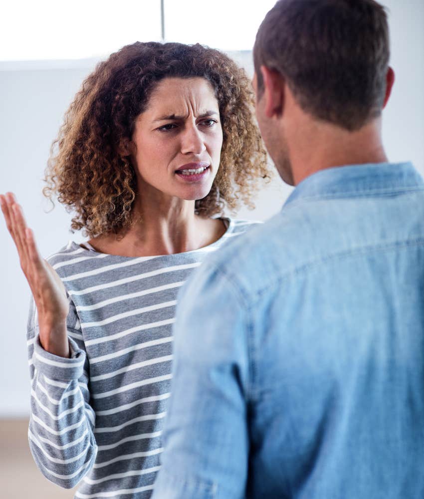 toxic woman behaviors stirring pot
