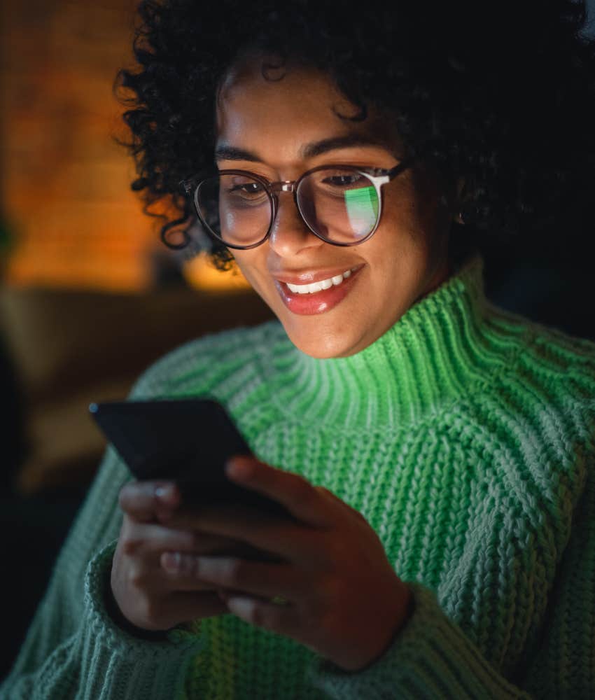 Subtle signs universe sends when someone can't stop thinking about you social media Happy person sees subtle signs in social media