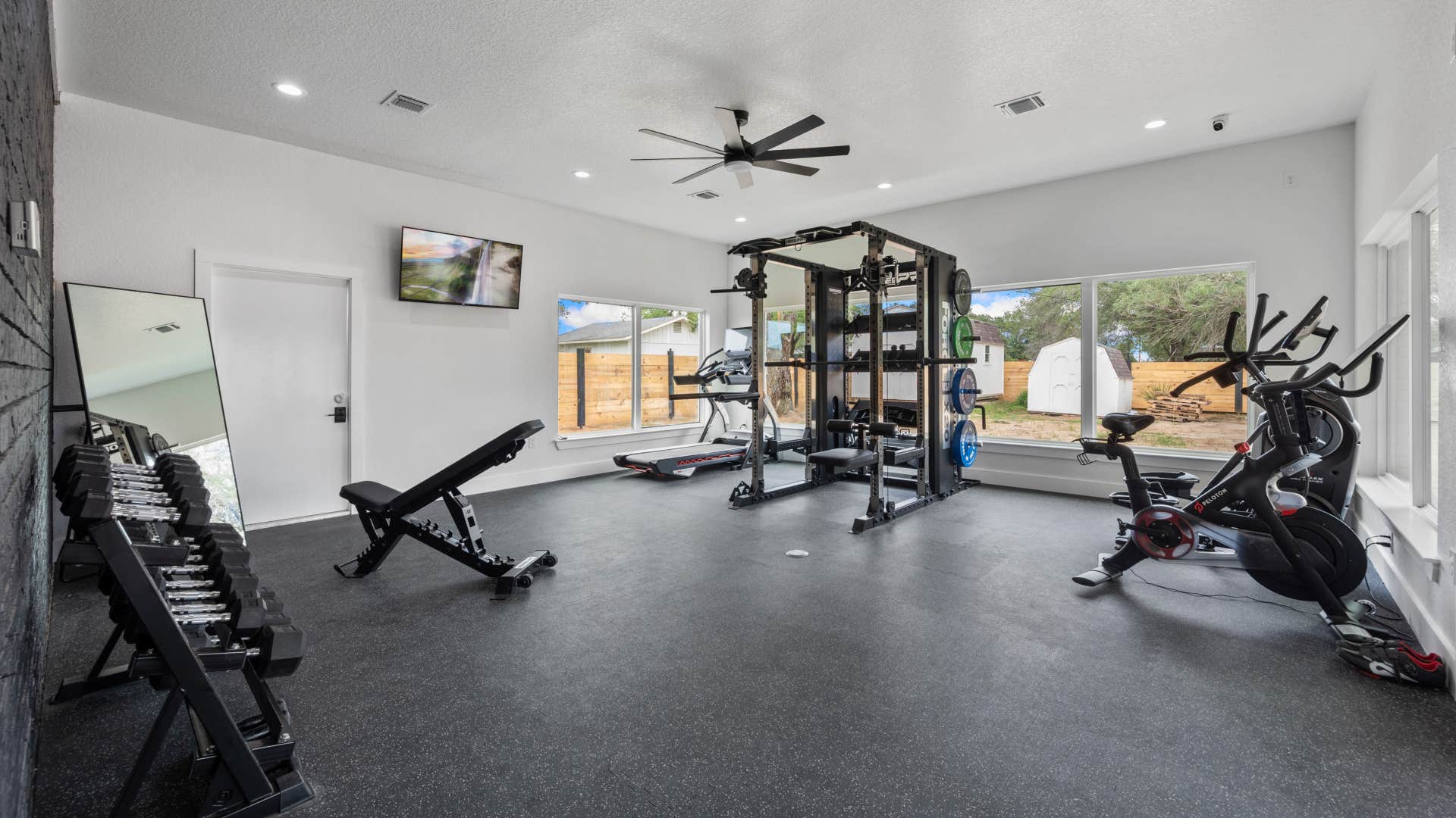 rich people work out in a home gym at home that the rest of us have no idea about