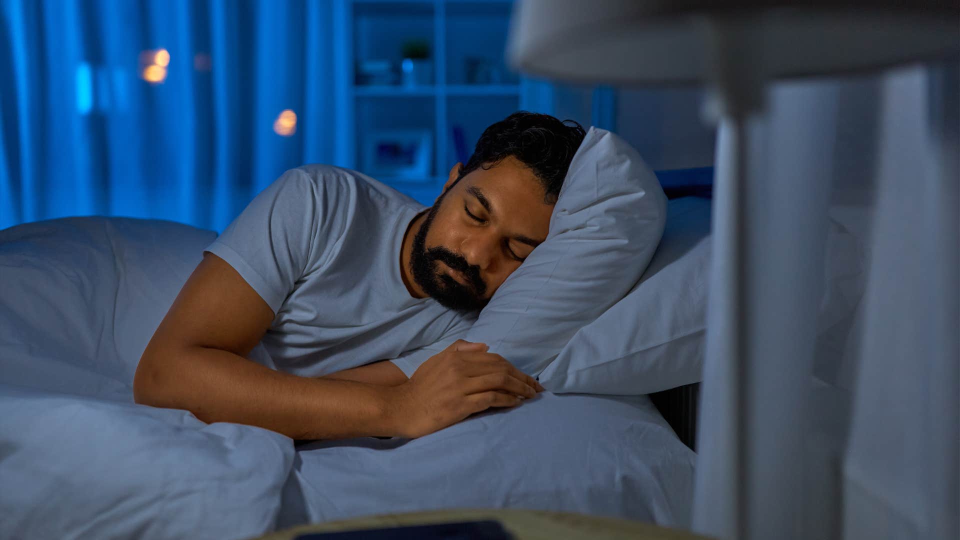 things to do when you have absolutely no idea what you're doing sleep on it man who has no idea what he's doing so he sleeps onit