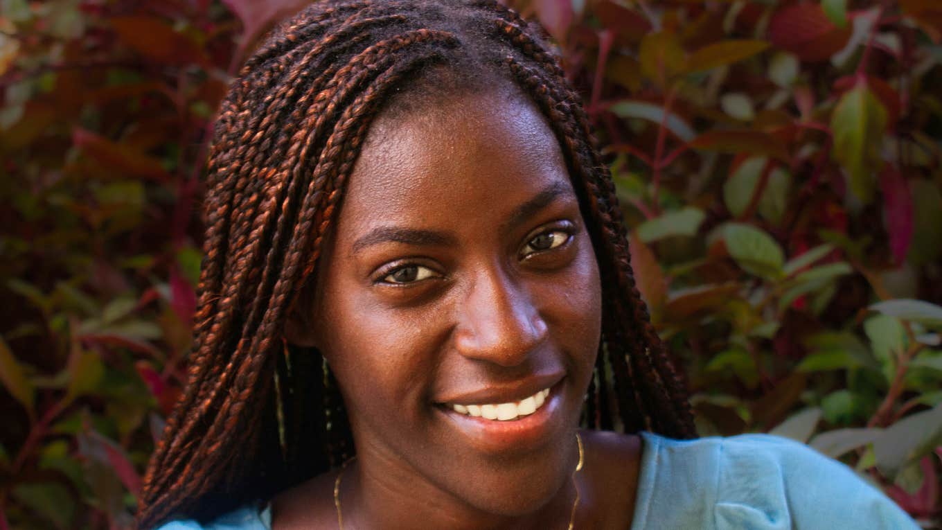 Woman's third eye opens.