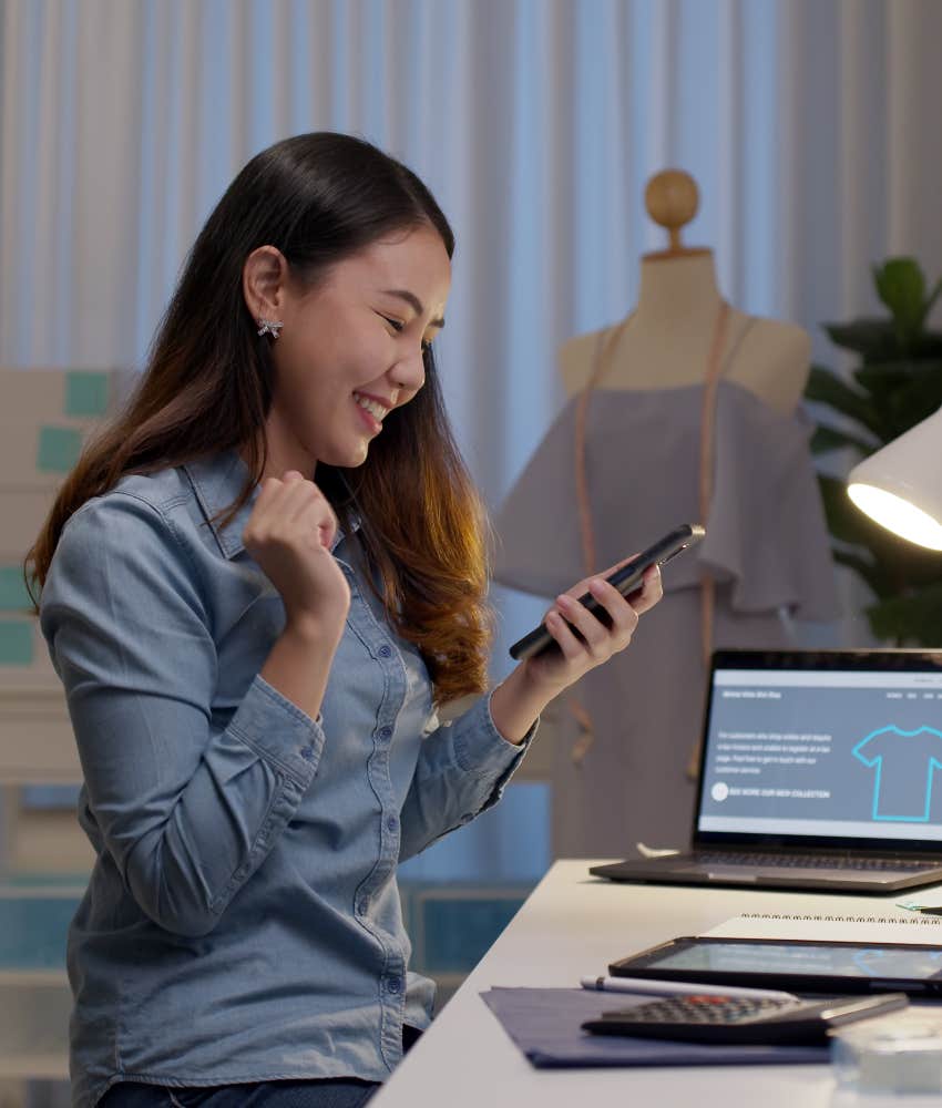 woman working on time-intensive side business