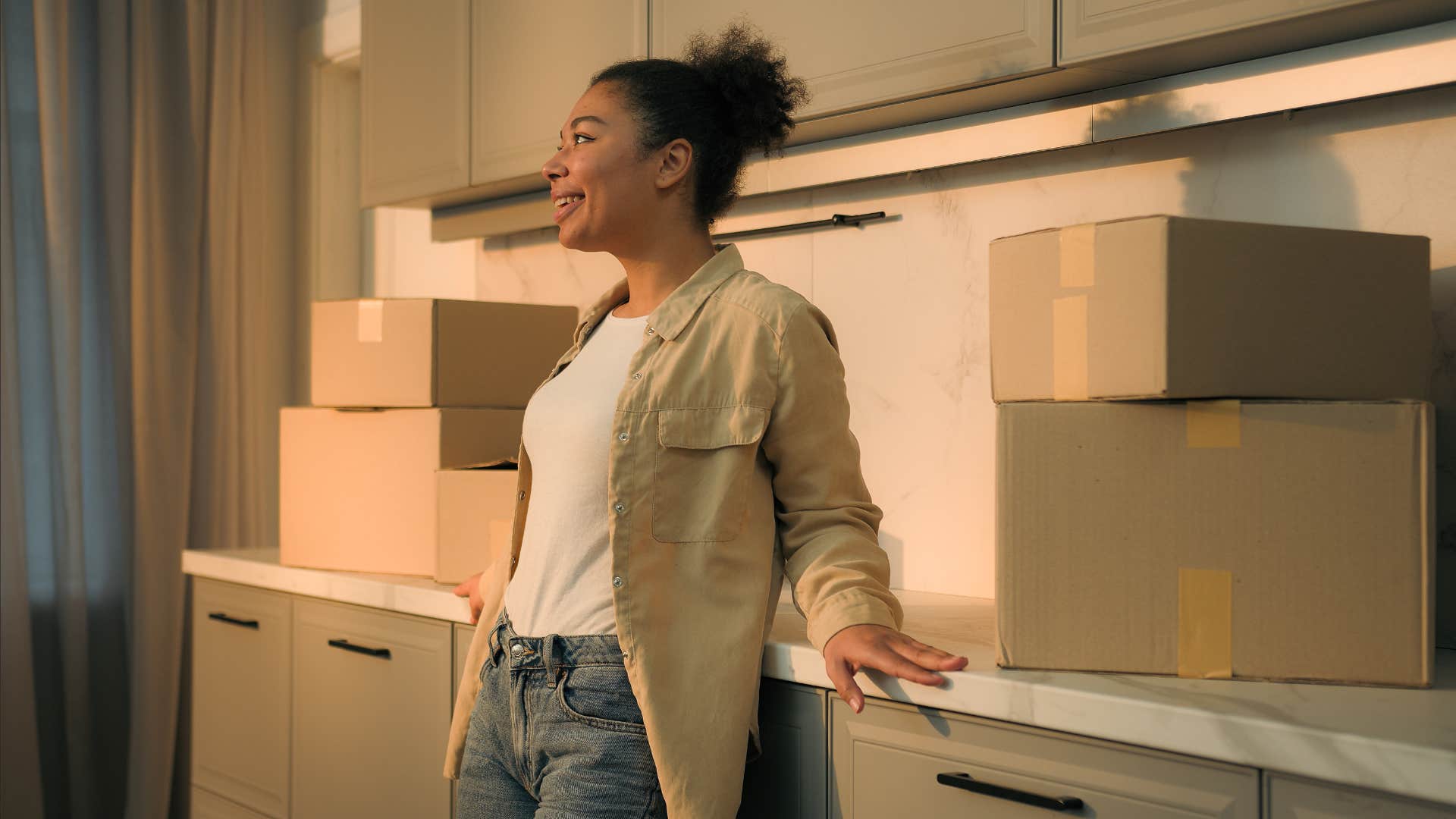 unnecessary free things people refuse to throw away because they might be useful someday cardboard boxes and bubble wrap frugal woman saving used cardboard boxes