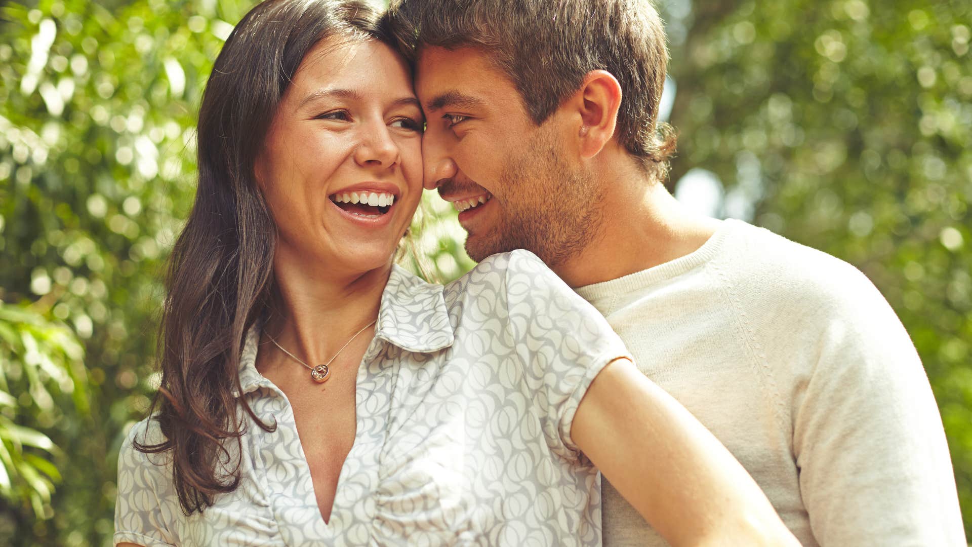 ways unhappily married women are better at flirting than anyone else they are confident 