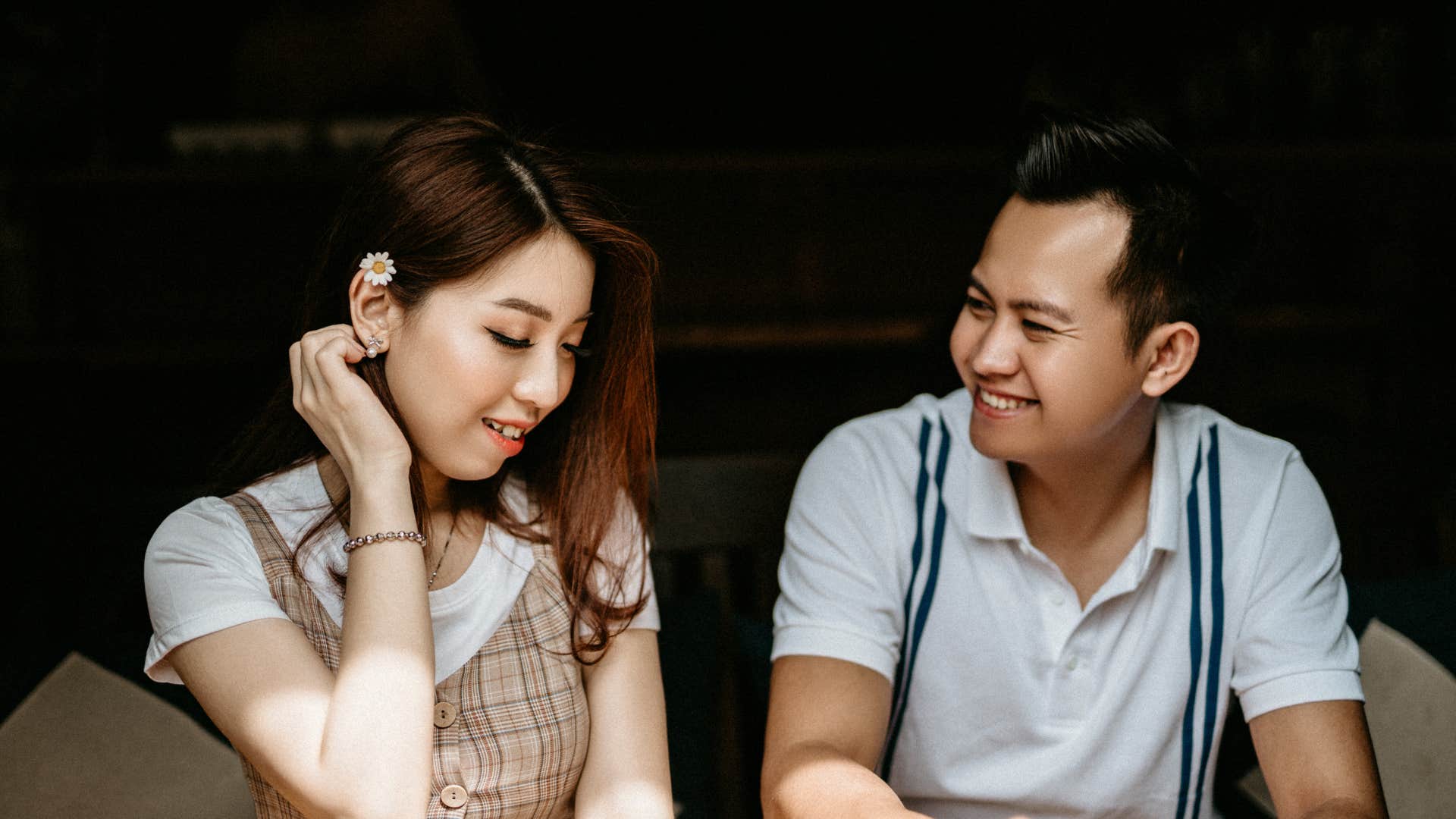 ways unhappily married women are better at flirting than anyone else they know what works 