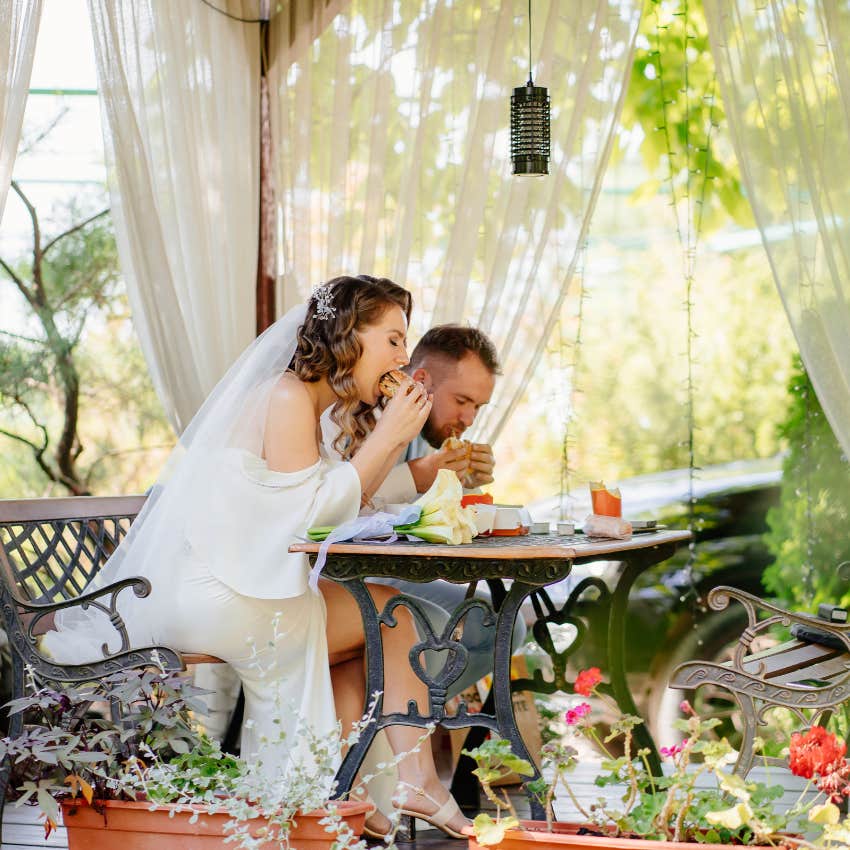 wedding choices i'd make again in a heartbeat eating at reception bride who would make the same wedding choice of eating at reception