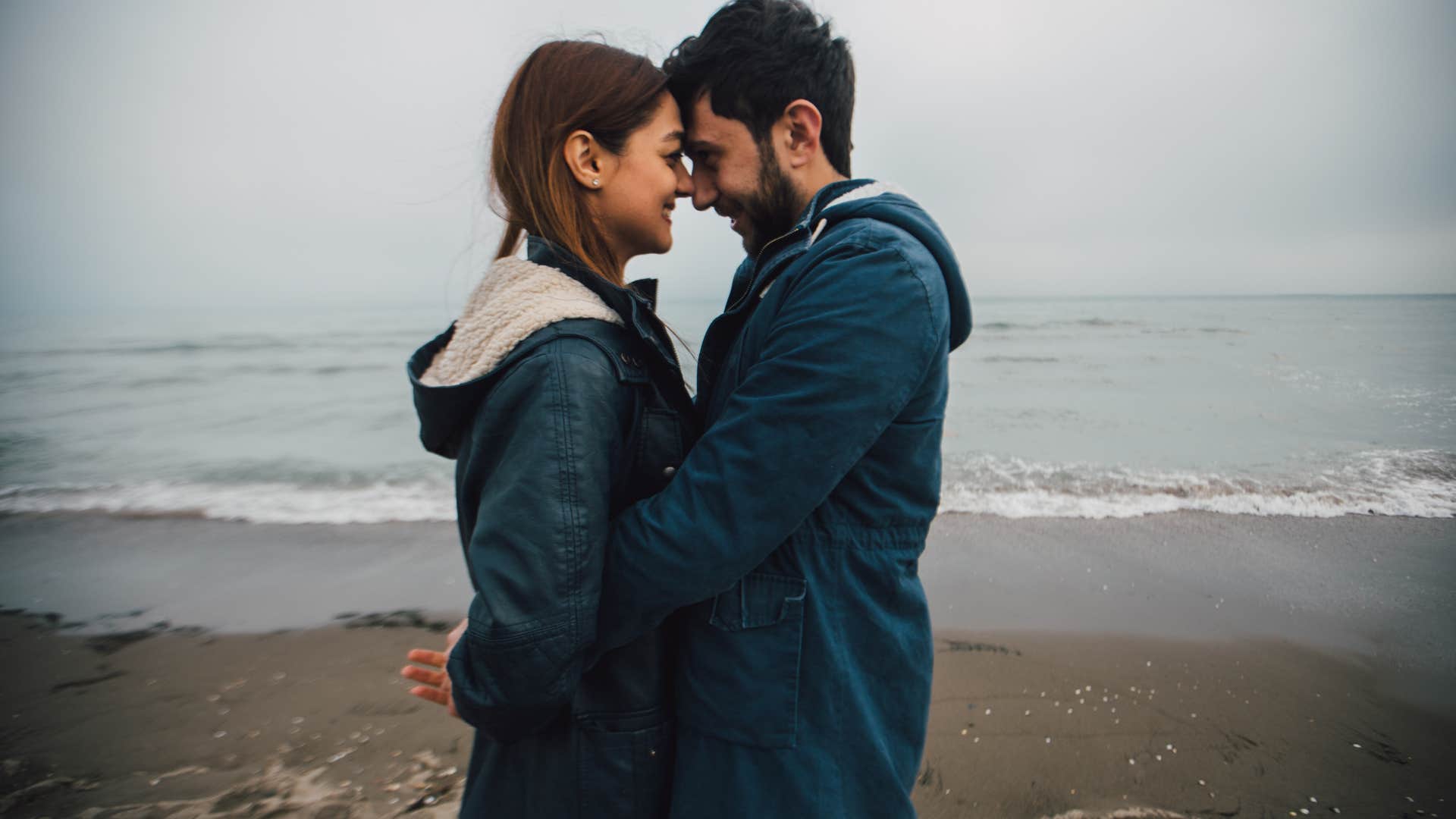 when a man actually feels safe with a woman hell start doing these unmistakable things he is vulnerable when a man actually feels safe with a woman hell start doing these unmistakable things he is vulnerable