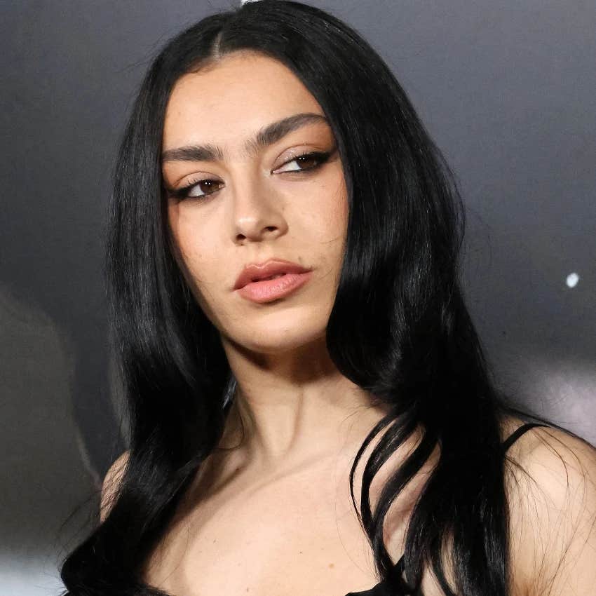 charli xcx who everyone thinks taylor swift actually romantic about