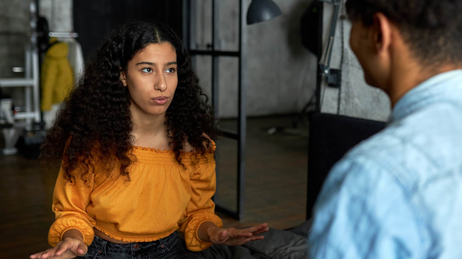 woman setting strong boundaries with man