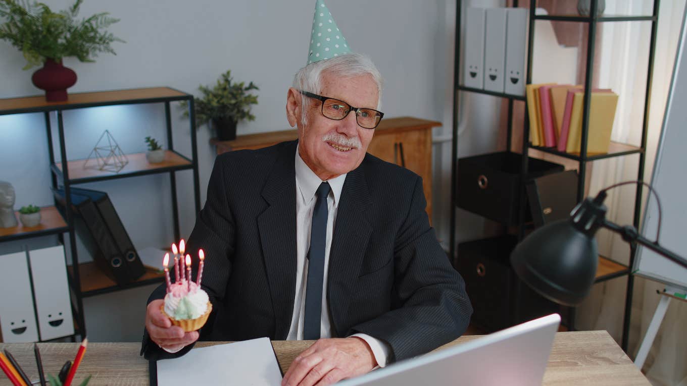 Woman Throws Baby Shower For 60-Year-Old Co-Worker Who Just Found Out He's A Dad Woman Throws Baby Shower For 60-Year-Old Co-Worker Who Just Found Out He's A Dad