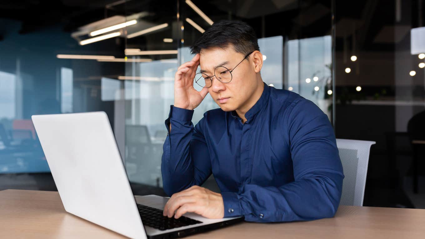 Worker Says Time-Tracking Software Screenshots His Work Every 10 Minutes