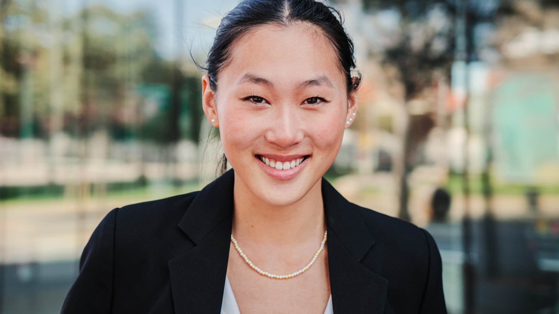 the world's best leaders practice communicating with curiosity on a regular basis