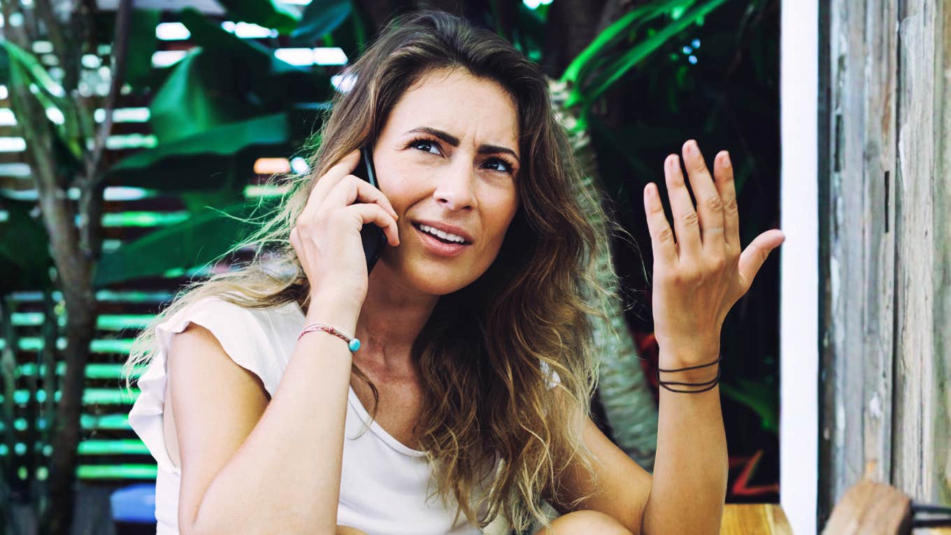 If You And Your Friends Can’t Agree On These Things, Maybe Don’t Travel Together Woman frusterated that friend is not agreeing with travel plans.